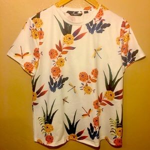 SHEIN Flower print pattern T-shirt